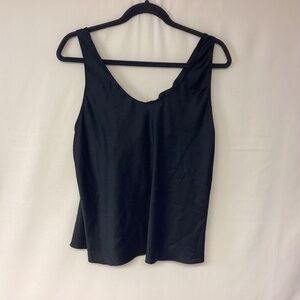 Victoria’s Secret Romantic Sexy Cami Top Feminine Silky Loungewear Classic SZ XL